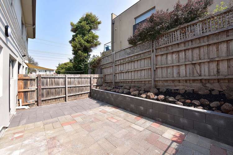 Fifth view of Homely townhouse listing, 2/20 Parkers Road, Parkdale VIC 3195