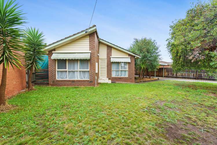 Second view of Homely house listing, 1 Sharman Court, Bundoora VIC 3083