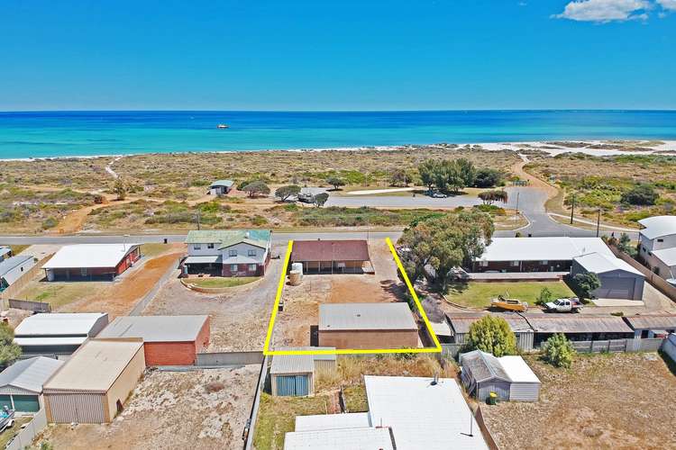 24 Corunna Road, Cervantes WA 6511