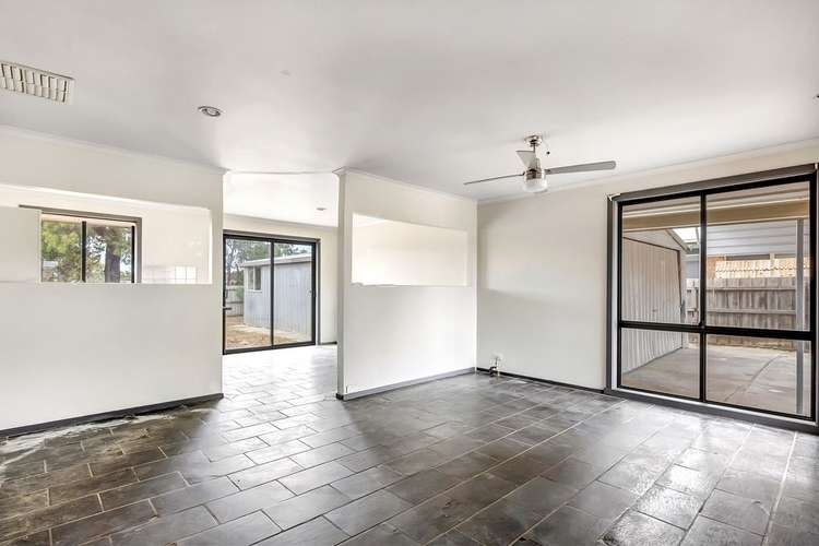 Third view of Homely house listing, 21 Colorado Court, Werribee VIC 3030