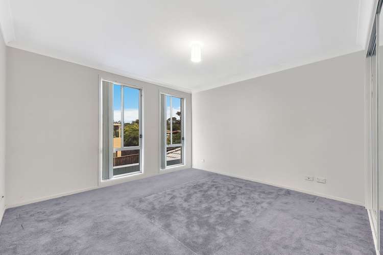 Sixth view of Homely house listing, 8/72 Parliament Road, Macquarie Fields NSW 2564