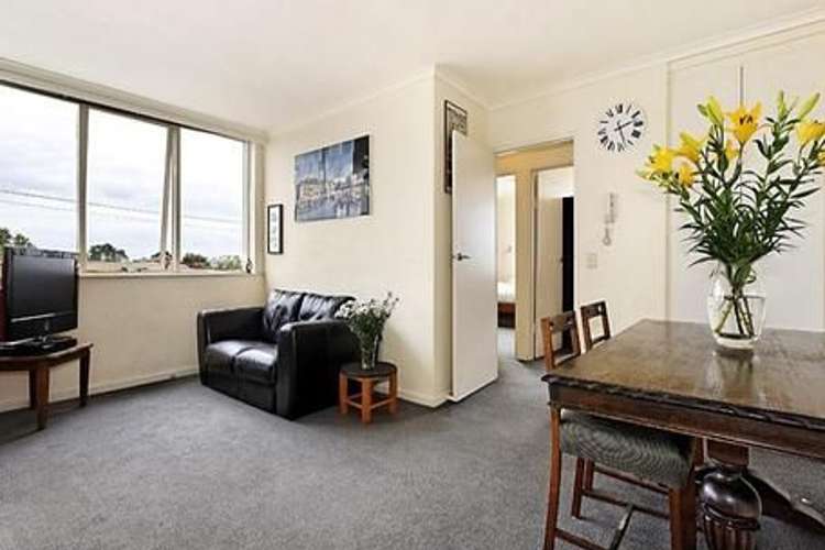 Main view of Homely unit listing, 7/15 De Carle Street, Brunswick VIC 3056