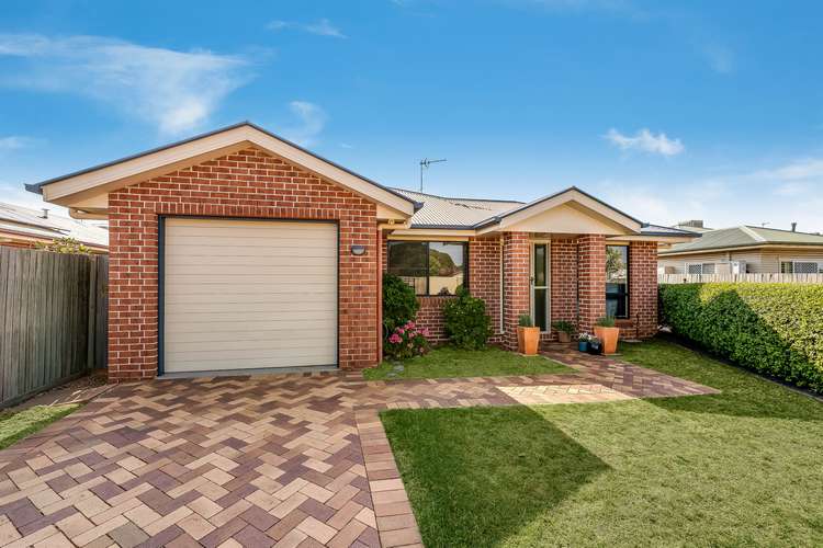 Main view of Homely unit listing, Unit 1/93 Kearney Street, Kearneys Spring QLD 4350