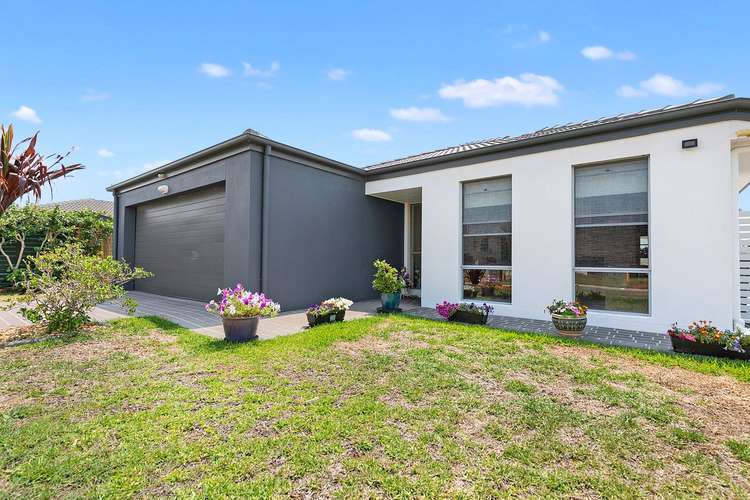 Sixth view of Homely house listing, 15 Earl Saint Vincent Circuit, Eli Waters QLD 4655