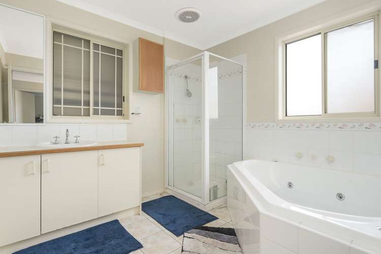 Sixth view of Homely unit listing, 13/8 Monteith Crescent, Endeavour Hills VIC 3802