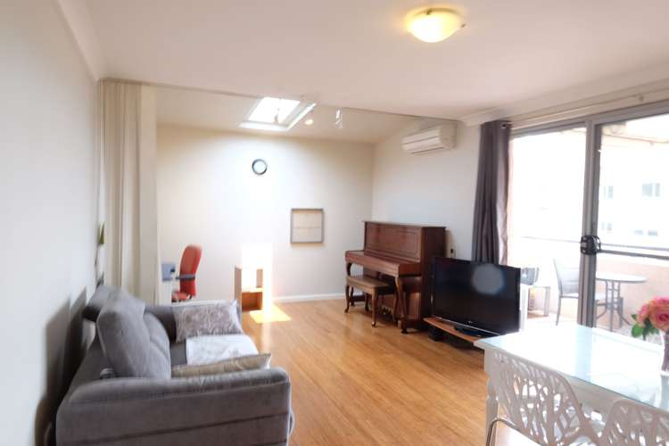 Main view of Homely apartment listing, 18/3-5 Kensington Road, Kensington NSW 2033
