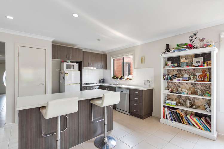 Second view of Homely house listing, 5 Albany Crescent, Pakenham VIC 3810