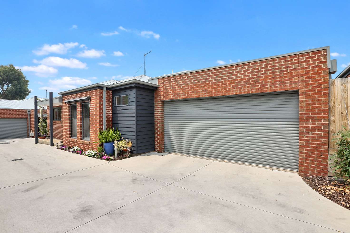 Main view of Homely townhouse listing, 2/7 Herd Road, Belmont VIC 3216
