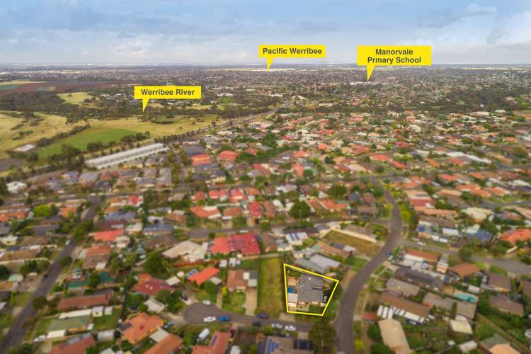 Third view of Homely house listing, 8 Malven Close, Werribee VIC 3030