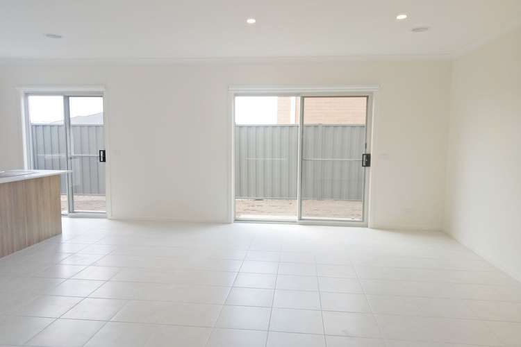 Fourth view of Homely house listing, 5 Cuttlefish Circuit, Tarneit VIC 3029