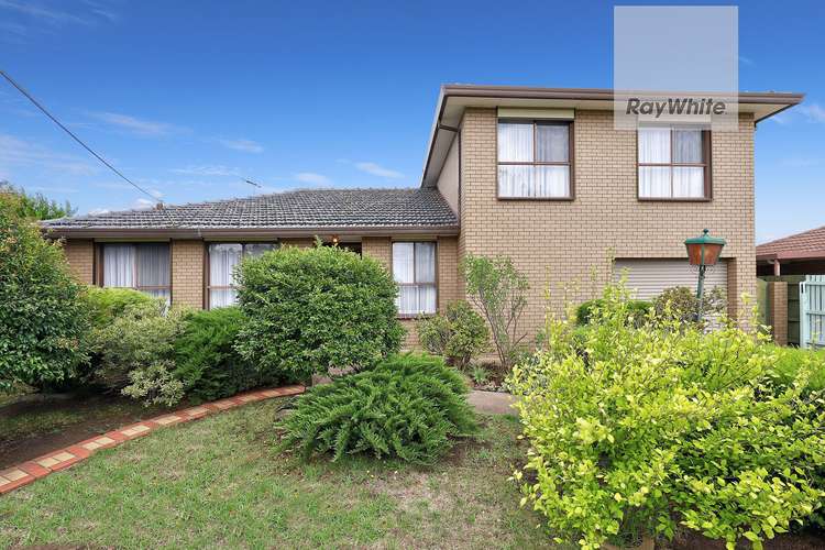 Second view of Homely house listing, 6 Oakhurst Court, Gladstone Park VIC 3043