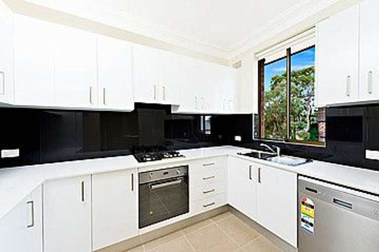 Third view of Homely apartment listing, 2/63 Royal Street, Maroubra NSW 2035
