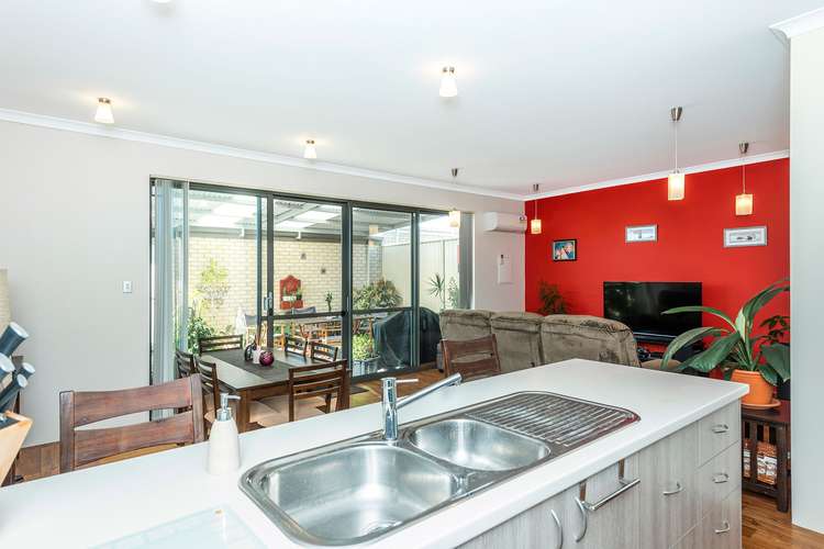 Sixth view of Homely house listing, 17 Bristlebird Approach, Baldivis WA 6171