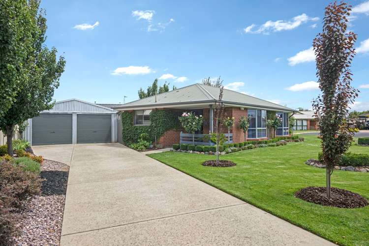 Second view of Homely house listing, 3 Scotcher Court, Delacombe VIC 3356
