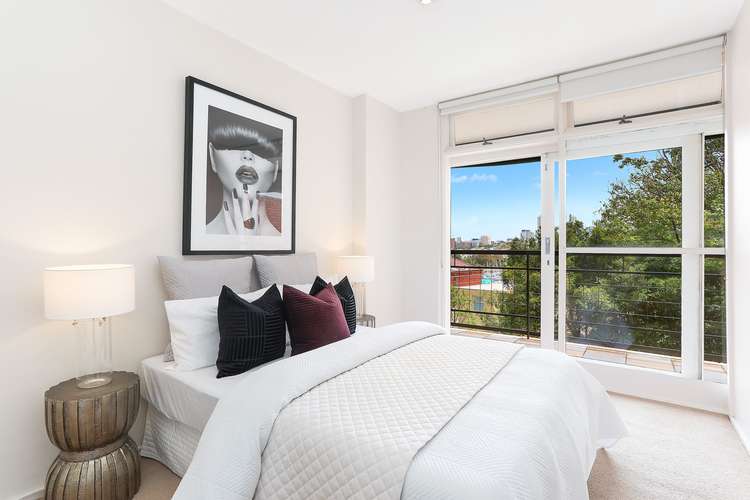 Sixth view of Homely apartment listing, 17/52 Darling Point Road, Darling Point NSW 2027
