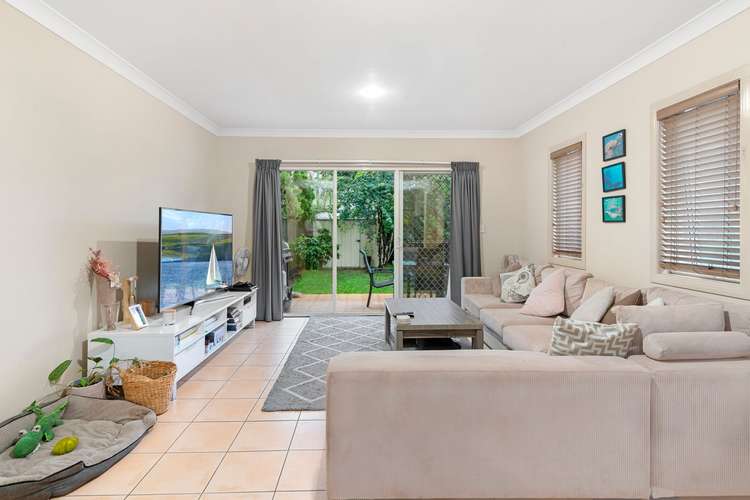 Fifth view of Homely semiDetached listing, 2/62 Palm Beach Avenue, Palm Beach QLD 4221