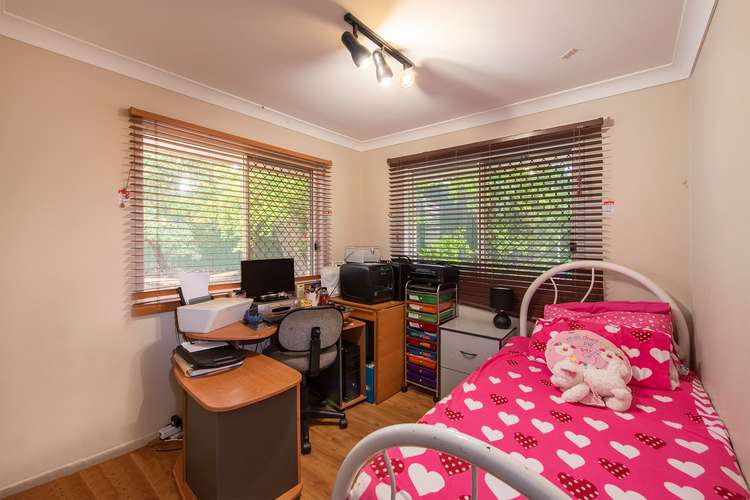 Fifth view of Homely house listing, 4 Maggie Court, Edens Landing QLD 4207