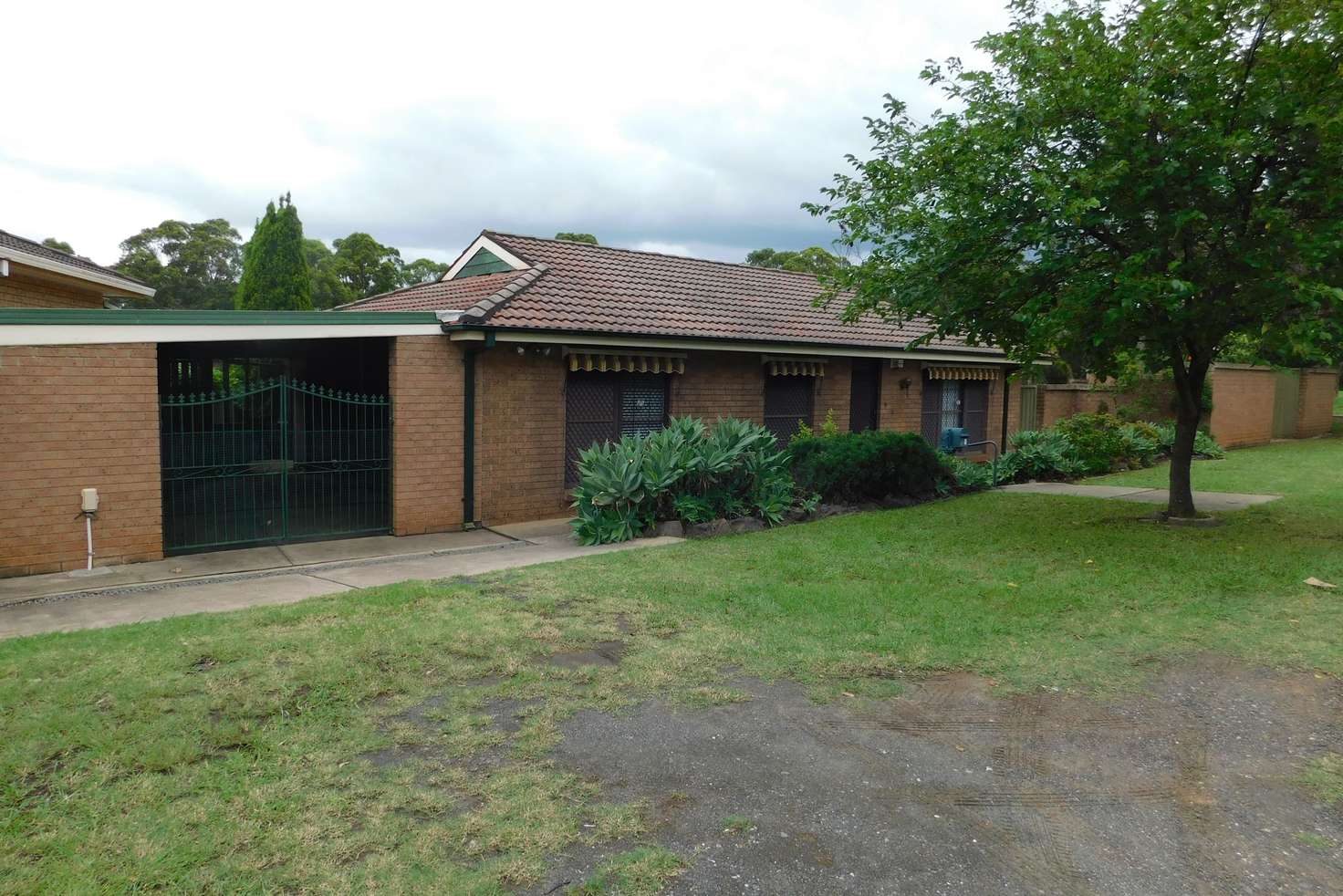 Main view of Homely house listing, 10 McKeown Street, Prairiewood NSW 2176