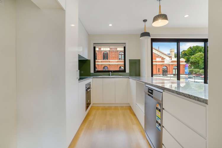 Third view of Homely apartment listing, 16/212 Collins Street, Hobart TAS 7000