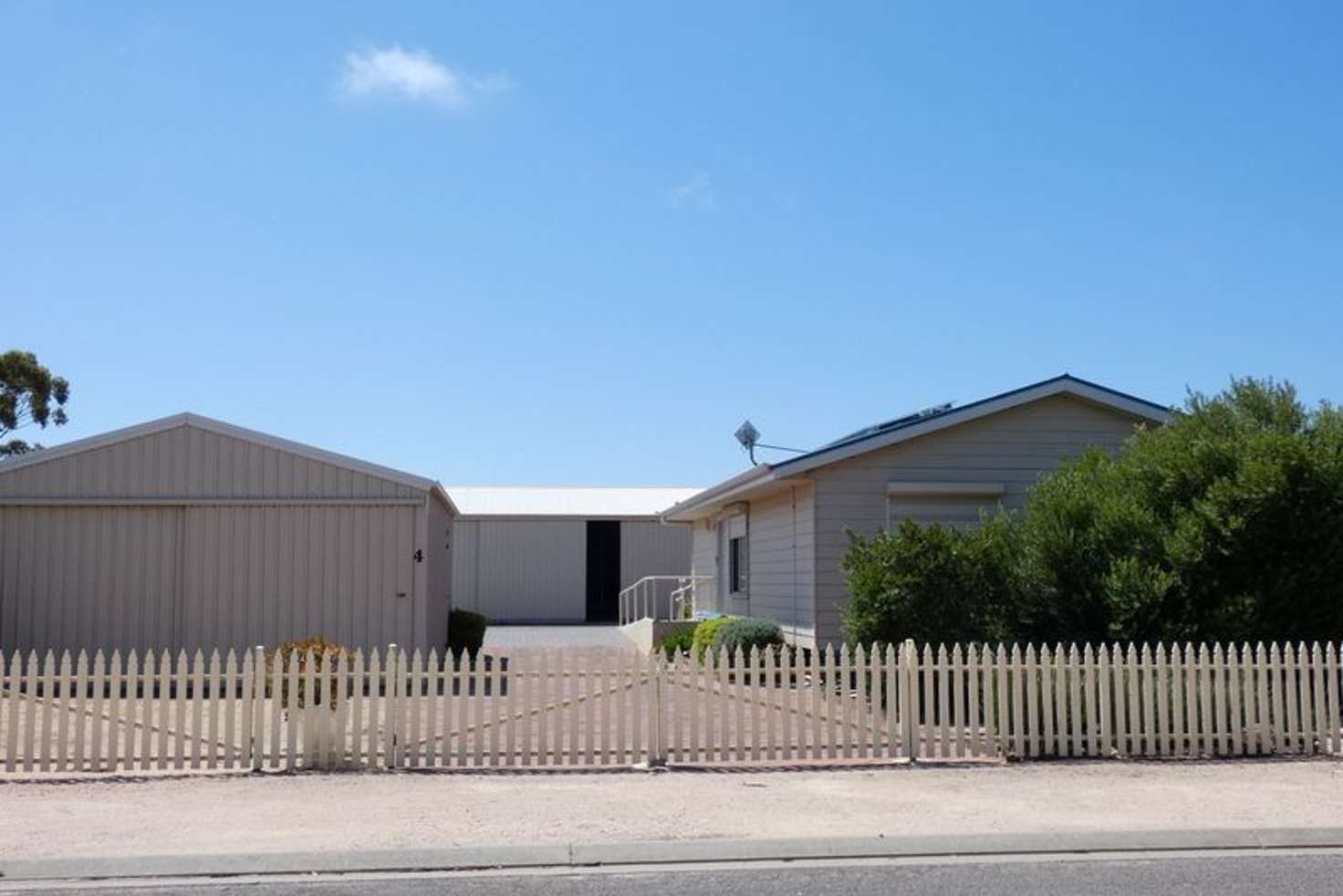 Main view of Homely house listing, 4 Perry Street, Edithburgh SA 5583