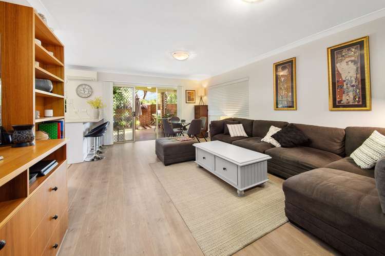 Third view of Homely apartment listing, 5/82-86 Toronto Parade, Sutherland NSW 2232