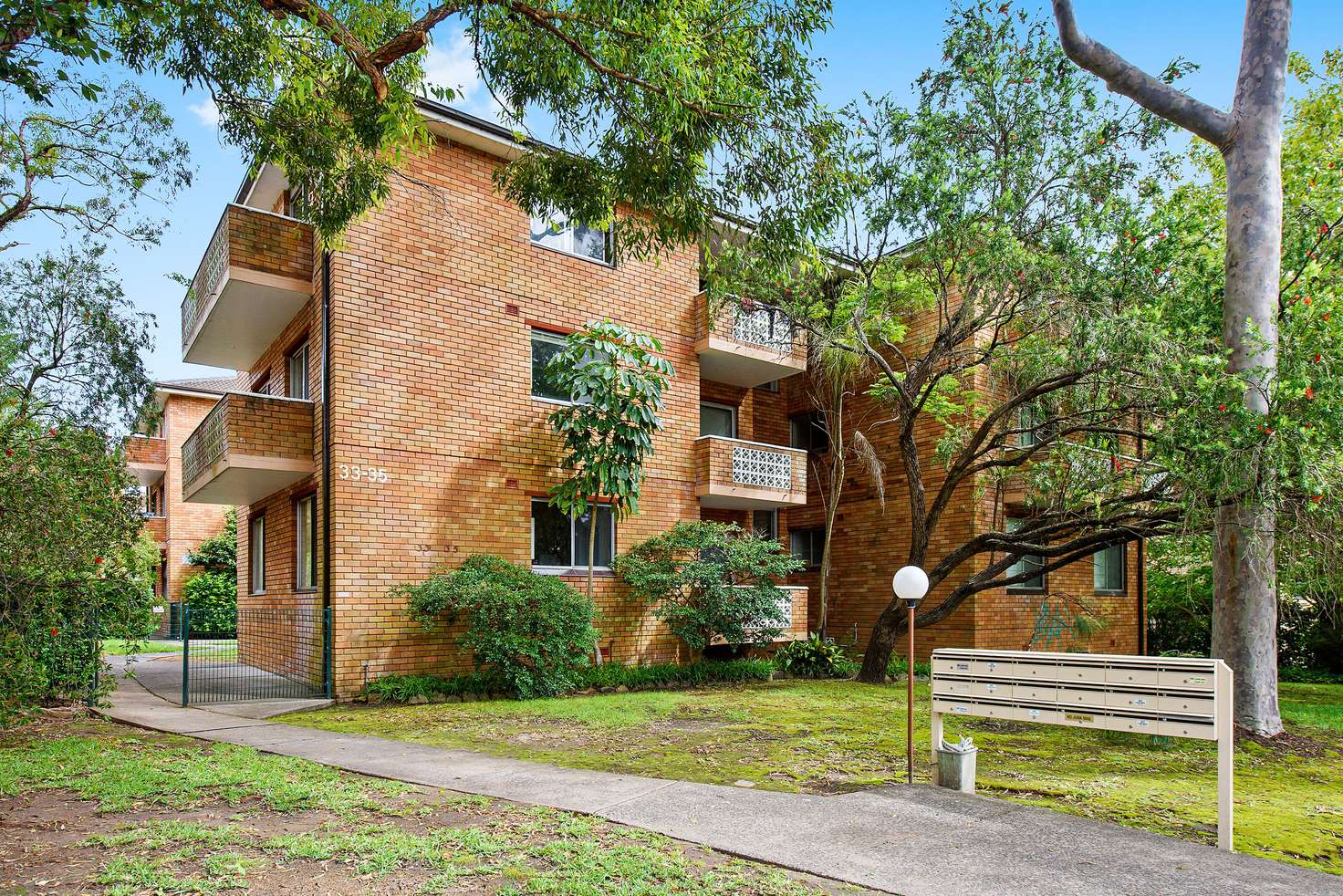 Main view of Homely unit listing, 9/33-35 Muriel Street, Hornsby NSW 2077