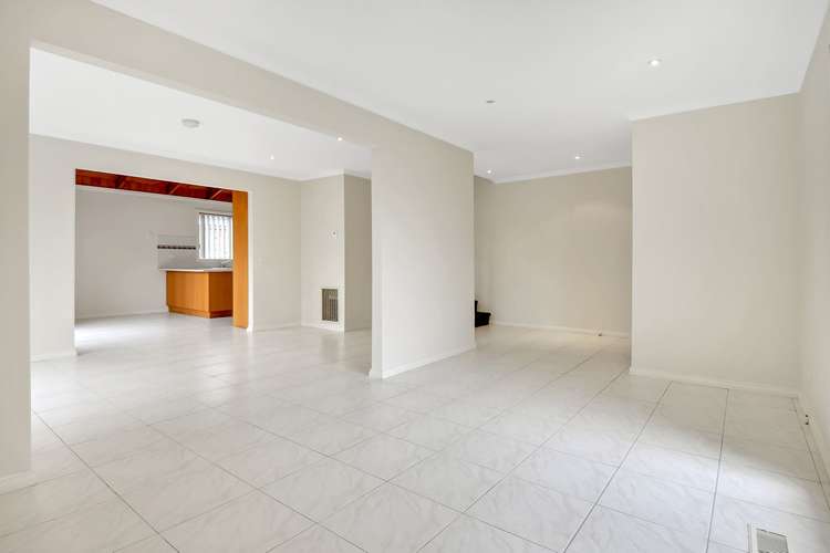 Fourth view of Homely townhouse listing, 1/26 Jasmine Drive, Mill Park VIC 3082