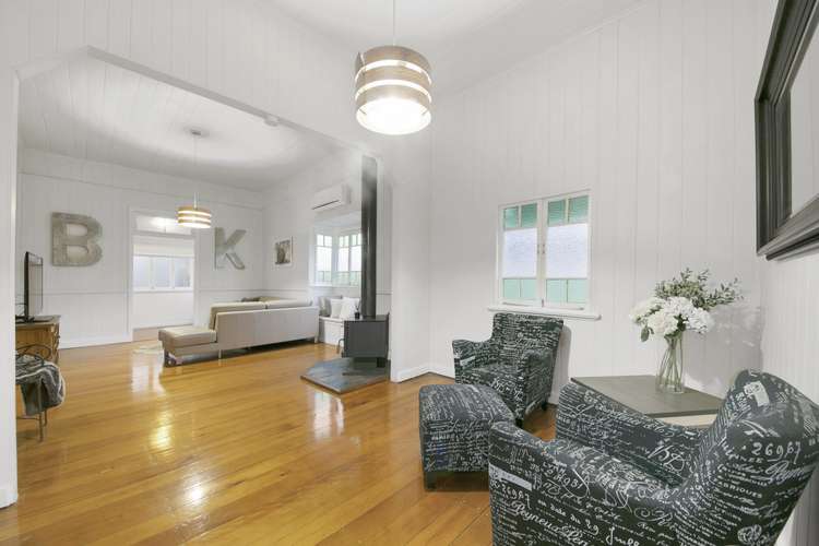 Fourth view of Homely house listing, 2 Michael Place, Oxley QLD 4075