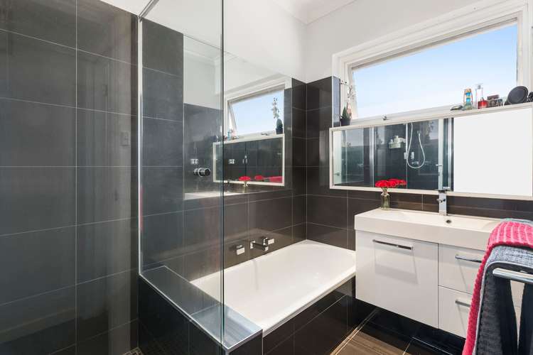 Fifth view of Homely apartment listing, 4/399 Alma Road, Caulfield North VIC 3161