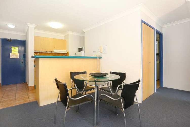 Fourth view of Homely apartment listing, 20/11-17 Philip Avenue, Broadbeach QLD 4218
