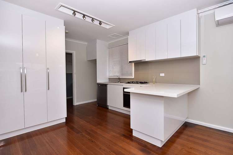 Third view of Homely unit listing, 2/137 Beach Road, Parkdale VIC 3195
