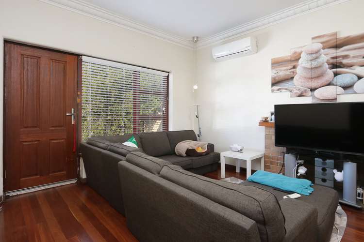 Fifth view of Homely house listing, 17B Highbury Crescent, Beckenham WA 6107