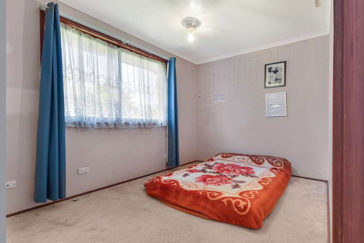 Fifth view of Homely house listing, 10 Singer Place, Ingleburn NSW 2565