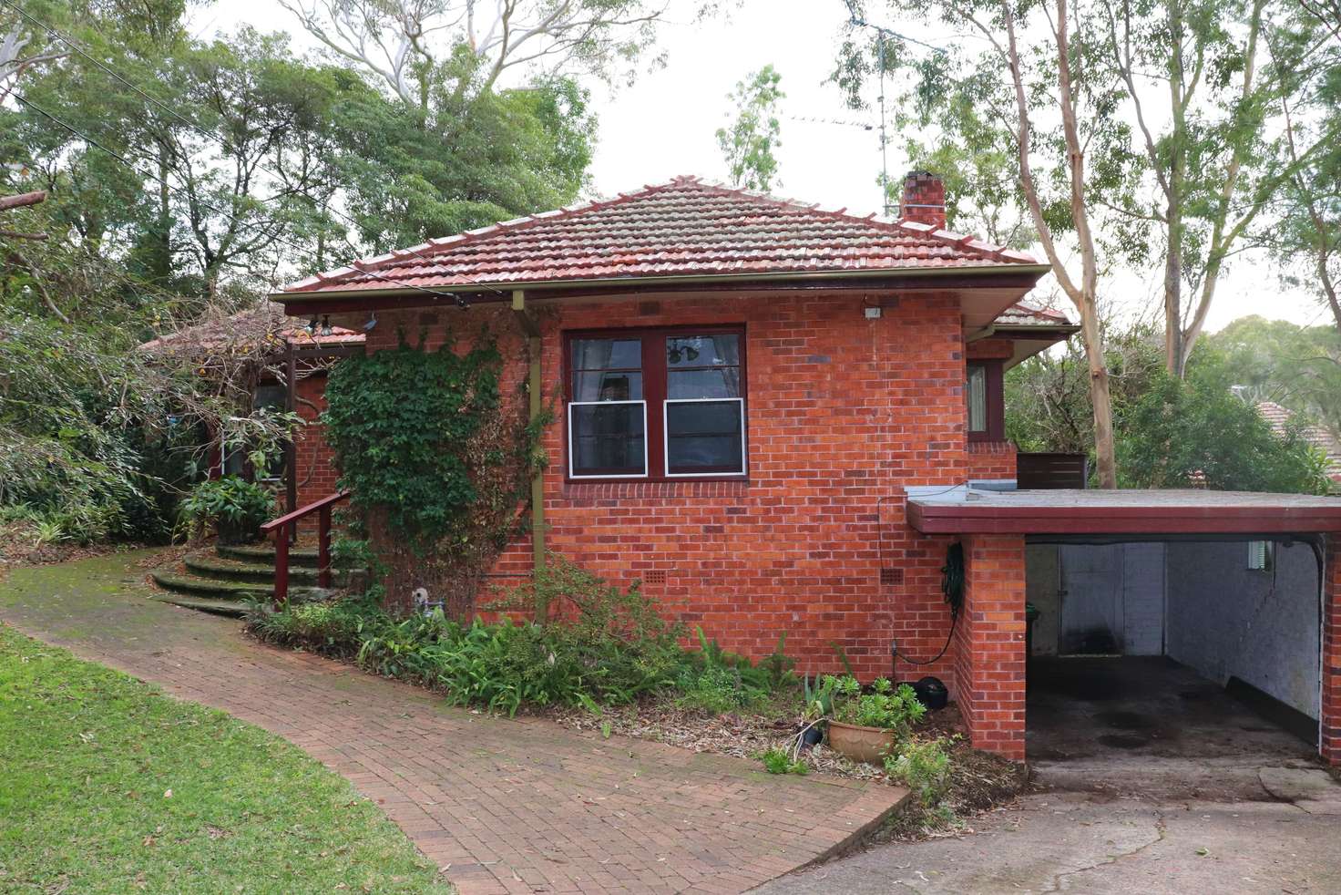 Main view of Homely house listing, 8 Lansdowne Parade, Oatley NSW 2223