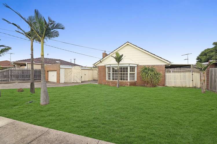 Main view of Homely house listing, 5 Dennis Street, Lalor VIC 3075