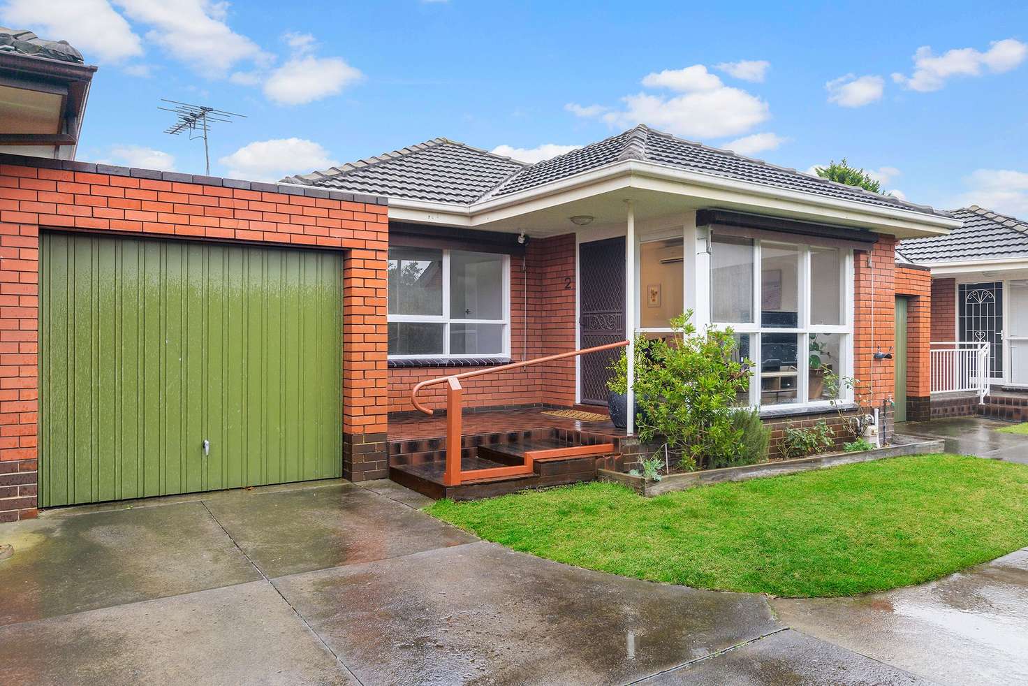 Main view of Homely unit listing, 2/16 Park Avenue, Glen Huntly VIC 3163