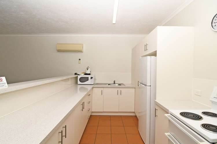 Third view of Homely unit listing, 27/465 Esplanade, Torquay QLD 4655