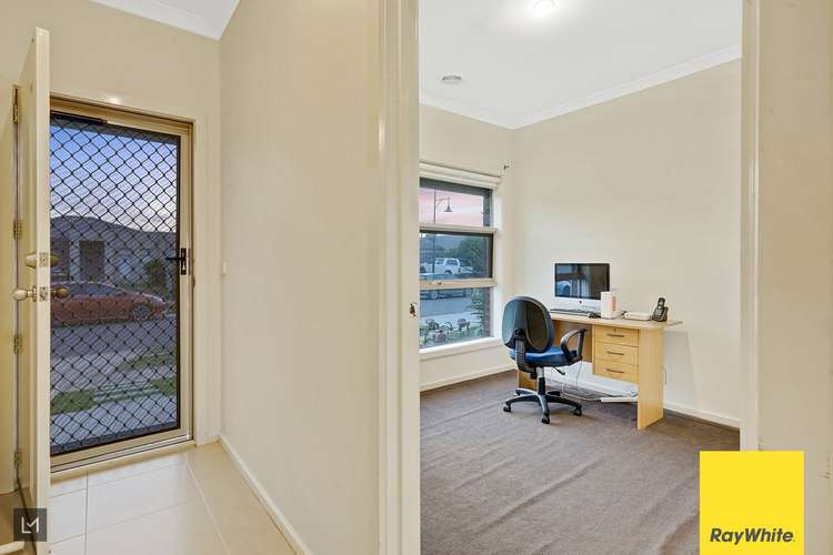 Third view of Homely house listing, 2/14 Starflower Way, Truganina VIC 3029
