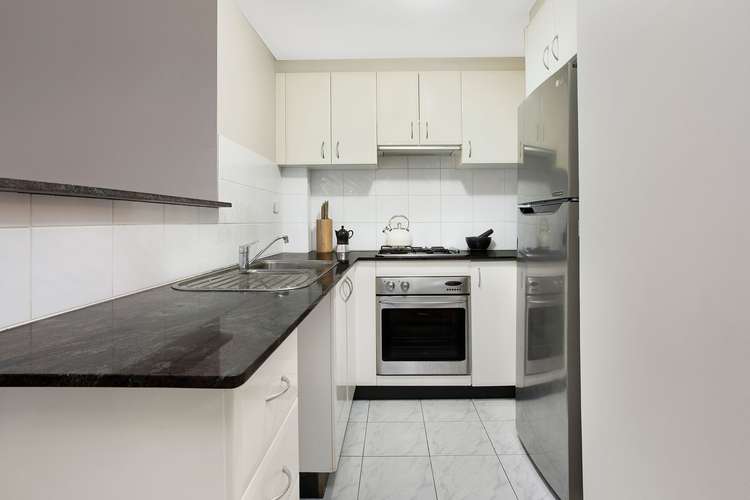 Third view of Homely apartment listing, 5/48-50 Boronia Street, Kensington NSW 2033
