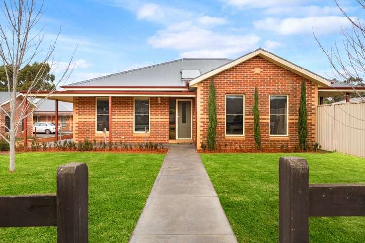 Third view of Homely house listing, 8/3 Regan Drive, Romsey VIC 3434