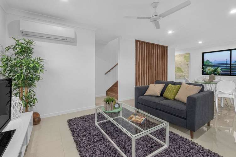 Fifth view of Homely townhouse listing, 4/727 Old Cleveland Road, Carina QLD 4152