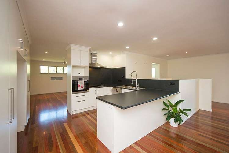 Fifth view of Homely house listing, 8 Ridge Close, Tannum Sands QLD 4680