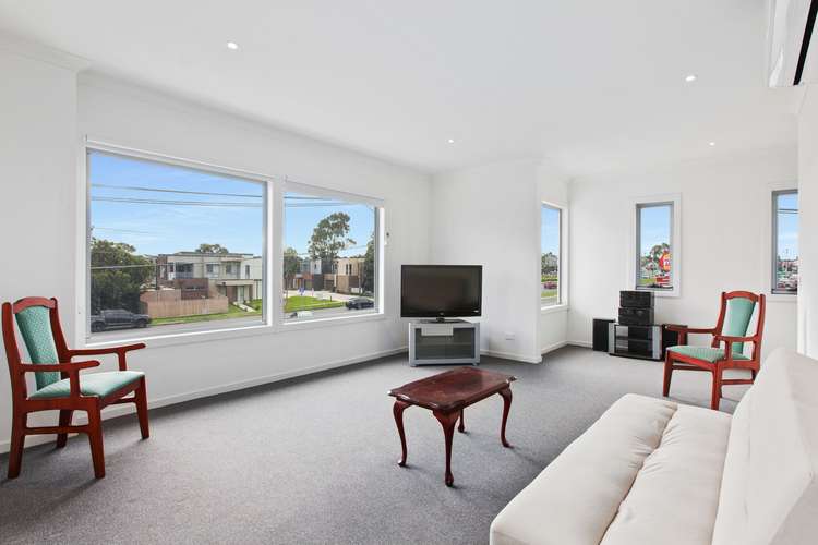 Fourth view of Homely townhouse listing, 1/74-76 Hall Road, Carrum Downs VIC 3201