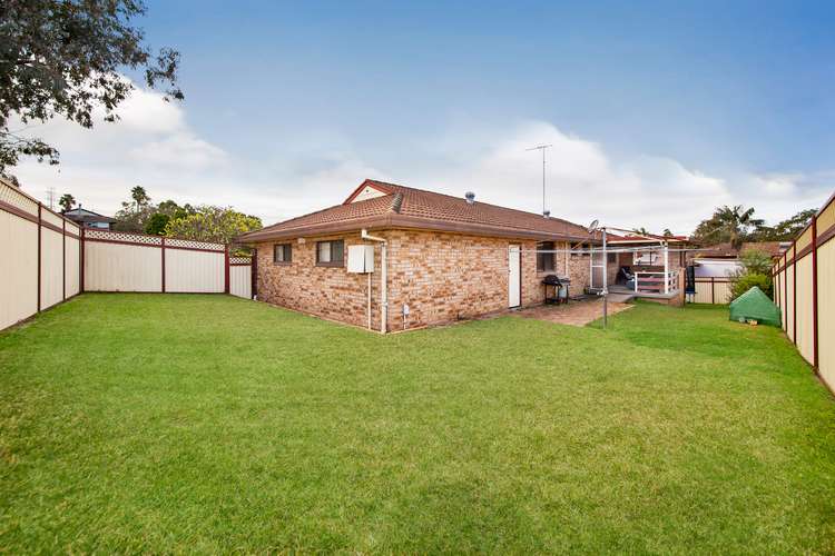 6 Heritage Drive, Illawong NSW 2234