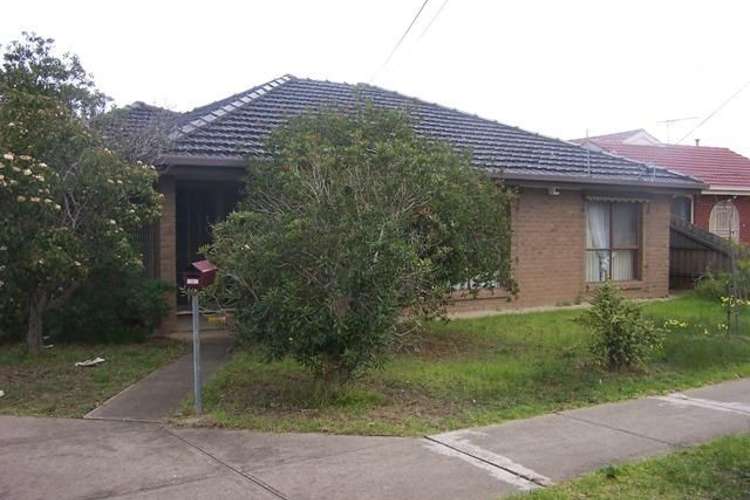 Fifth view of Homely house listing, 18 Glenmaggie Drive, St Albans VIC 3021