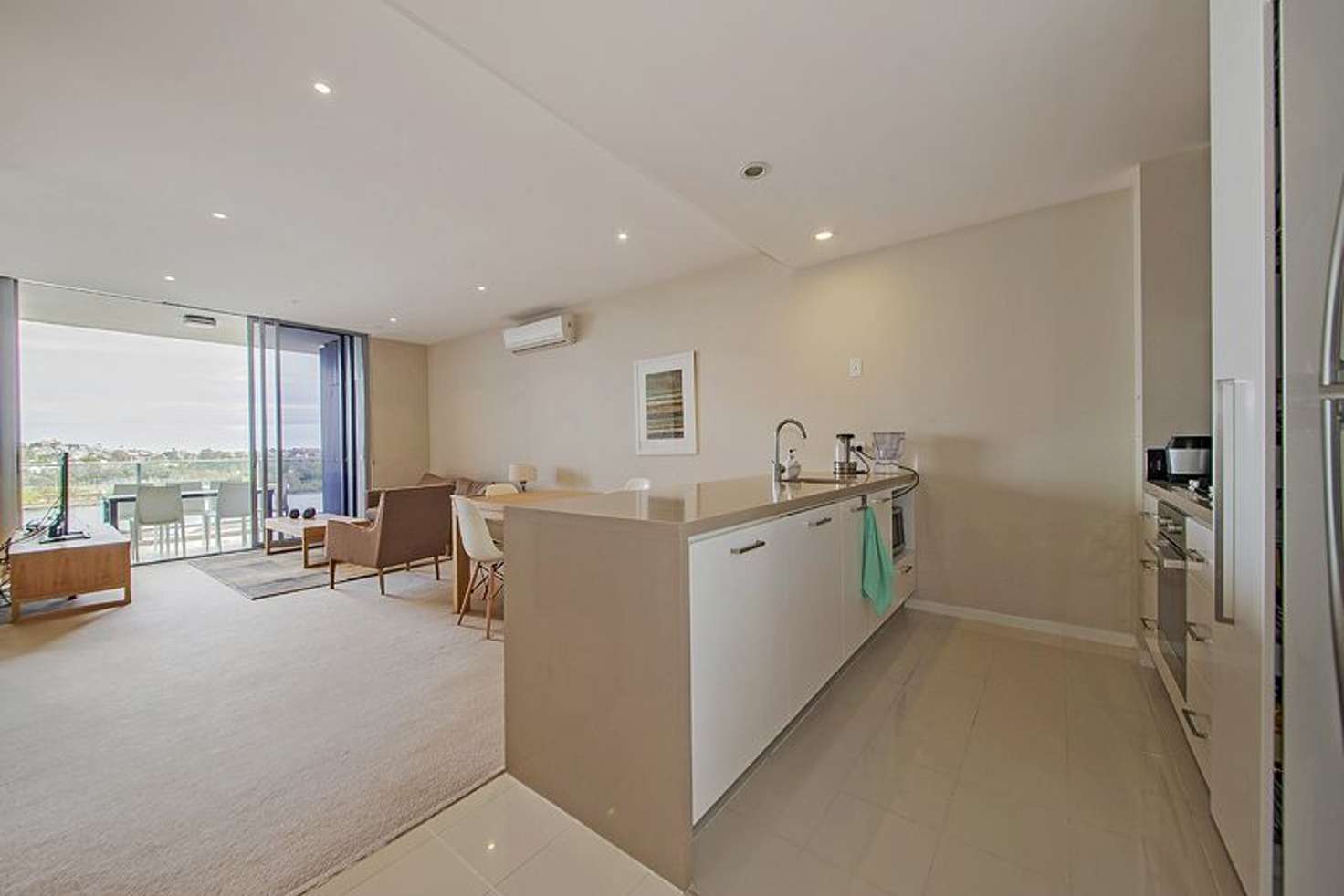 Main view of Homely unit listing, 4097/37C Harbour Road, Hamilton QLD 4007