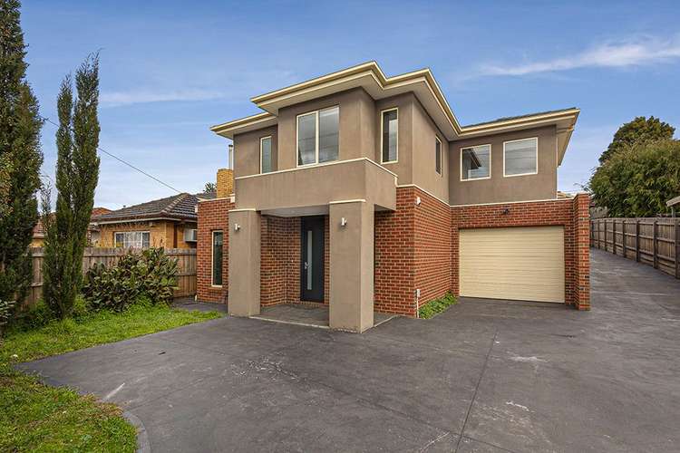 Main view of Homely townhouse listing, 1/581 Pascoe Vale Road, Oak Park VIC 3046
