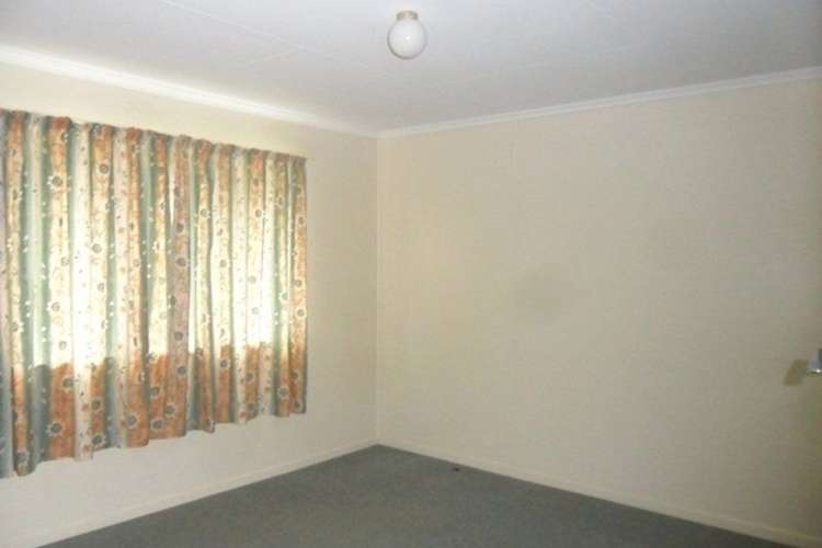 Fifth view of Homely unit listing, 4/10 Short Street, Ipswich QLD 4305