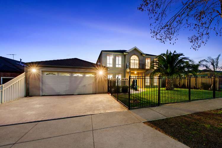 Main view of Homely house listing, 10 Queensberry Court, Hillside VIC 3037
