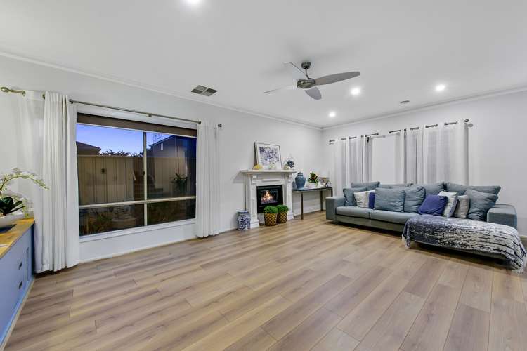 Sixth view of Homely house listing, 10 Queensberry Court, Hillside VIC 3037